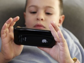 アップル、「子供のスマホ依存」で対策強化を約束